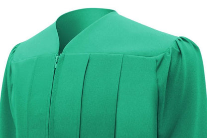 Matte Emerald Green Graduation Cap & Gown - GradCanada