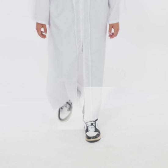Matte White Bachelors Cap & Gown - College & University